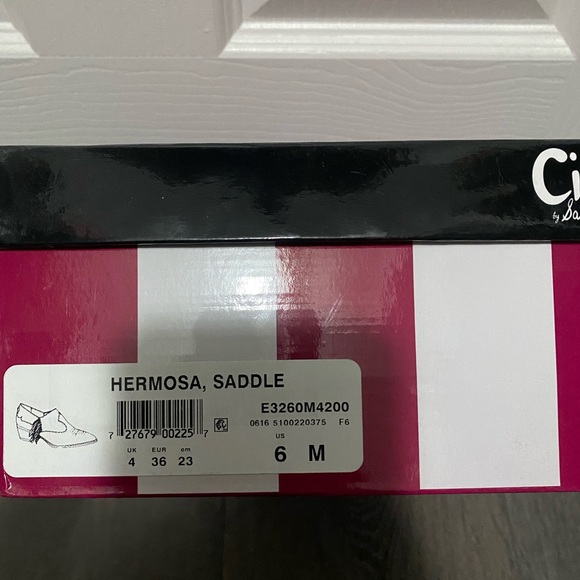 Circus by Sam Edelman western ankle booties in size 6. - Picture 4 of 5